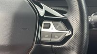 Peugeot 2008 1.2 PureTech 130ch S&S GT — photo 18