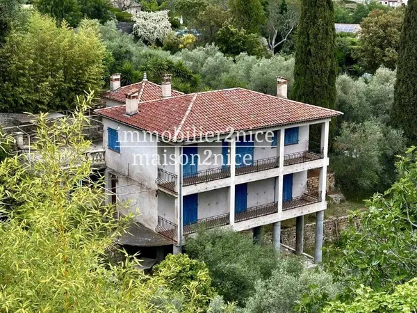 Maison 220 m²