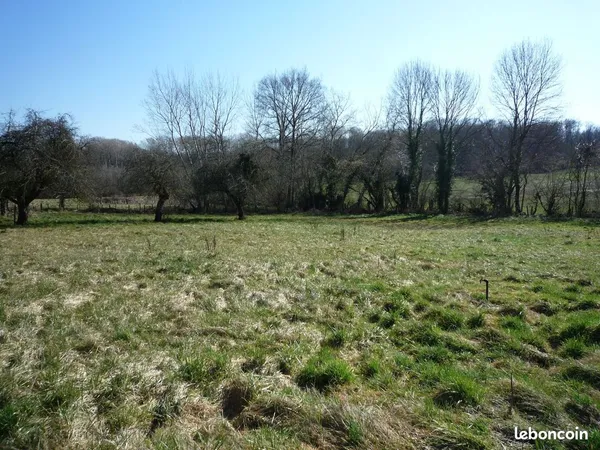 Terrain à bâtir de 1160 m² à ESSOMES-SUR-MARNE (02)