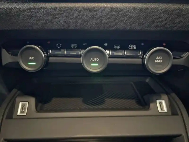 Citroën C4 puretech 130 eat8 — photo 42
