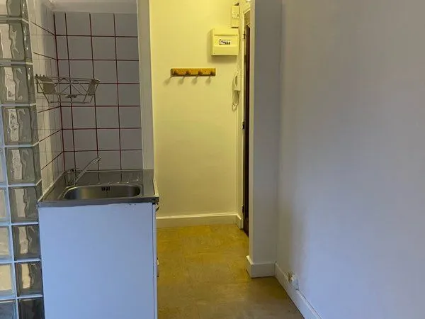 Studio à louer 14m2