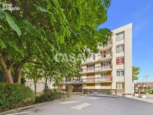 Vente Appartement 5 pièces de 94m² - 95310 Saint-Ouen-l'Aumône
