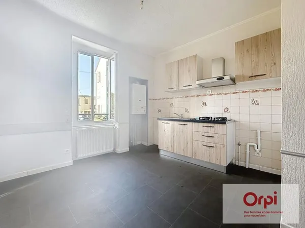 Appartement À Louer T2