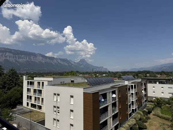 Studio 1 pièce 27 m²