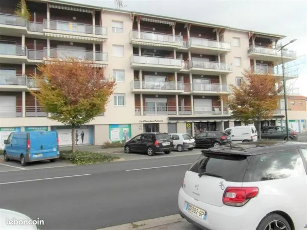 Parking Le Coteau