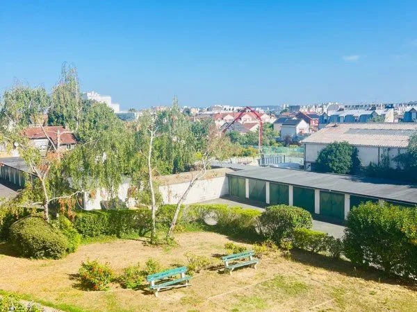 Vends T3 de 58 m² refait à neuf - 7 min Gare Houilles/Carrières - Box & Cave