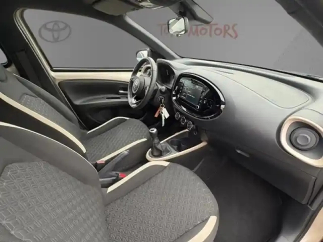 Toyota Aygo 1.0 vvt-i 72 design — photo 20