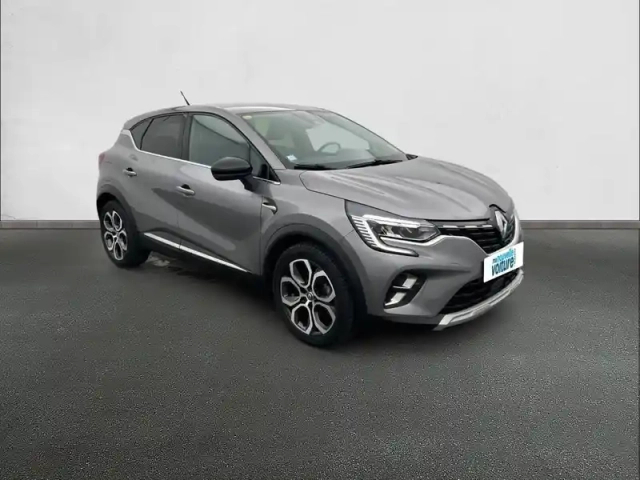 Renault Captur blue dci 115 edc — photo 23