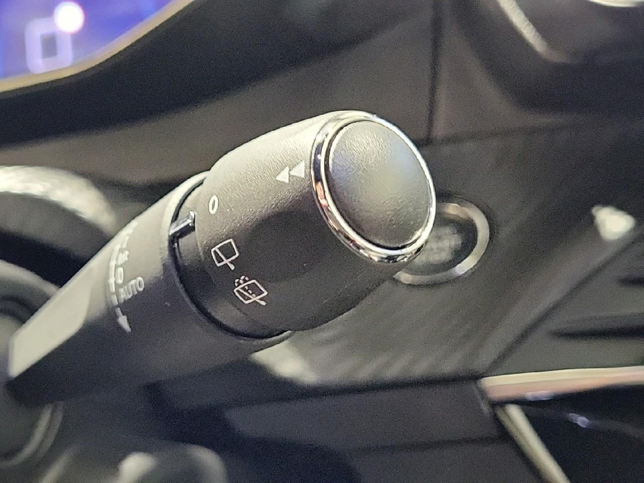Peugeot 2008 puretech 130 s&s eat8 gt — photo 20