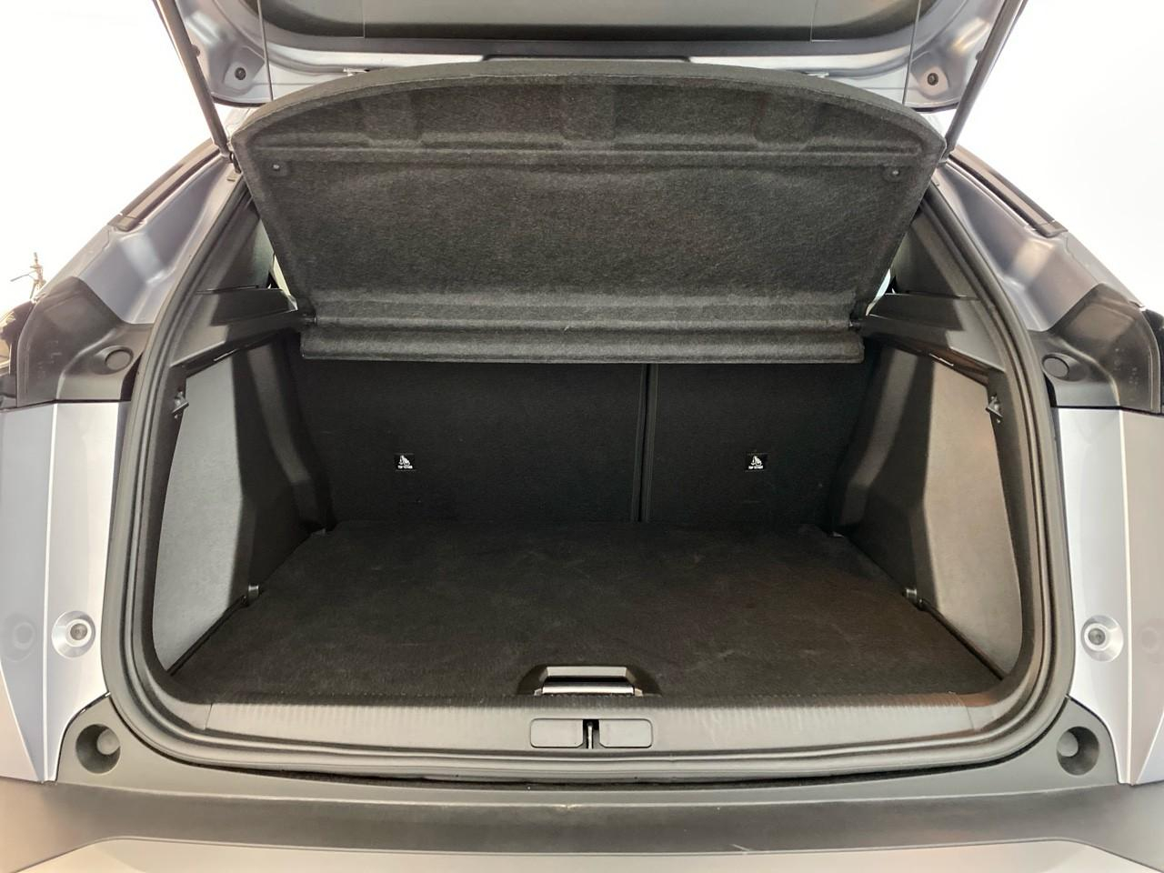 Peugeot 2008 hybrid 145 ch e-dcs6 allure — photo 6