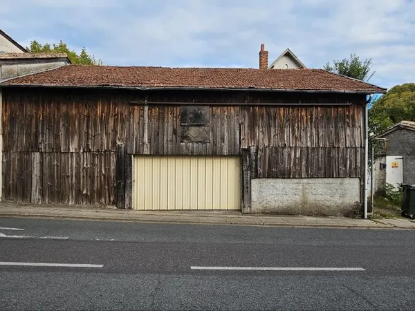 Local habitation/garage