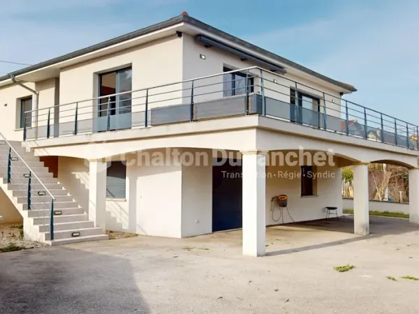 Maison 7 pièces 185 m²