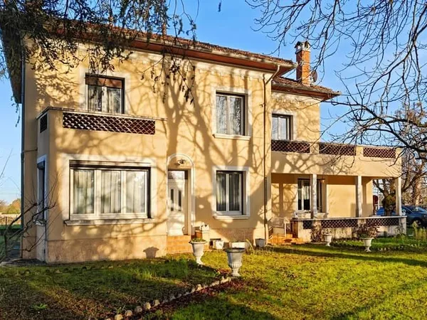 Maison 5 pièces 156 m²