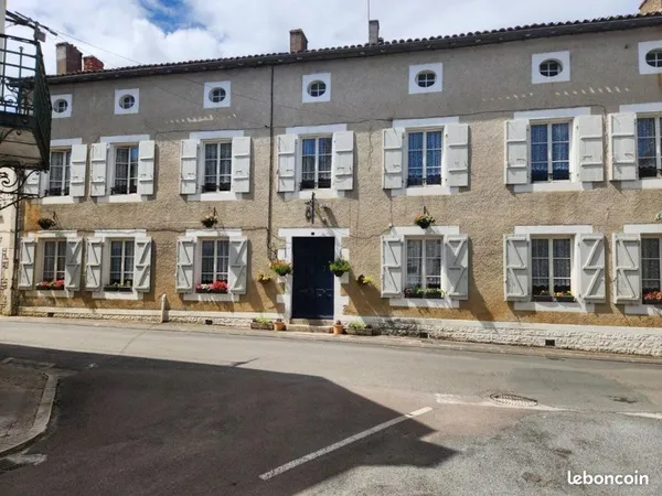 Boutique 446 m² CHAMPAGNE MOUTON
