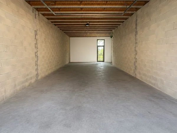 Local d'activité / stockage de 60 m² - Castanet-Tolosan