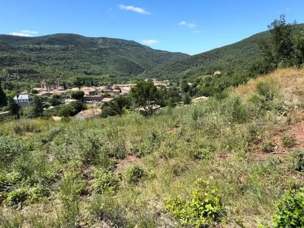Terrain constructible hors lotissement