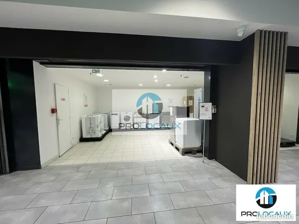 Local commercial 36 m² ROYE