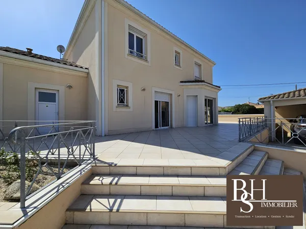 Buxerolles centre, Maison 154 m² 4 chambres avec terrasse, jard