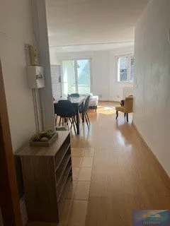 Proche centre studio meublé de 40,63 m2 au 2ème étage avec a
