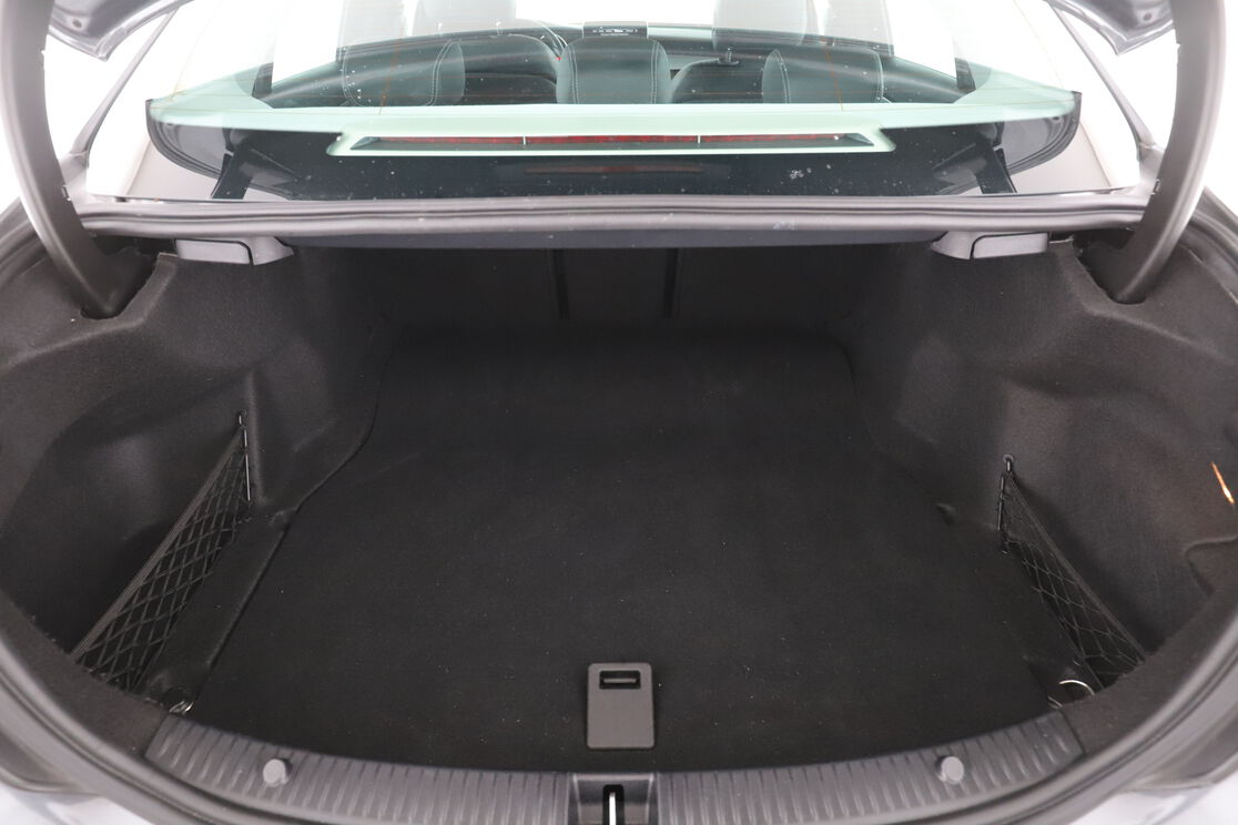 Mercedes-Benz Classe C 180 9G-Tronic — photo 16