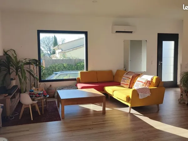 Villa Eyragues 115 m2, 1050 Euros, jardin au calme dispositif Pinel
