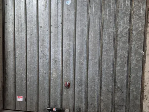 Box fermé sous sol sécurisé