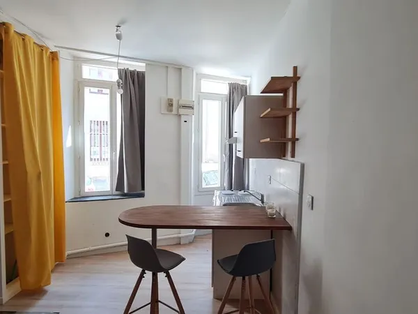 Studio meublé
