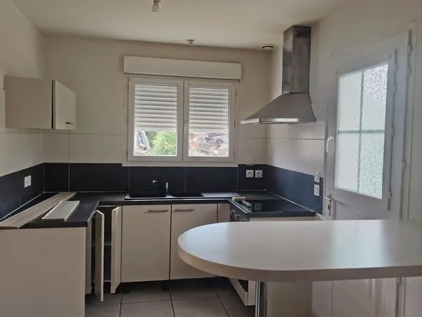 Location Maison 87m² Saint Doulchard - Les Rivages