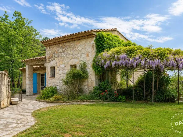 Maison 8 pièces 220 m²