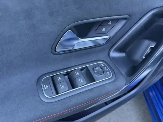 Mercedes Classe A 250 e hybrid eq amg line — photo 20