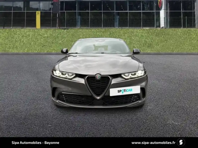 Alfa Romeo Tonale 1.3 hybride rechargeable phev 280ch at6 q4 — photo 2
