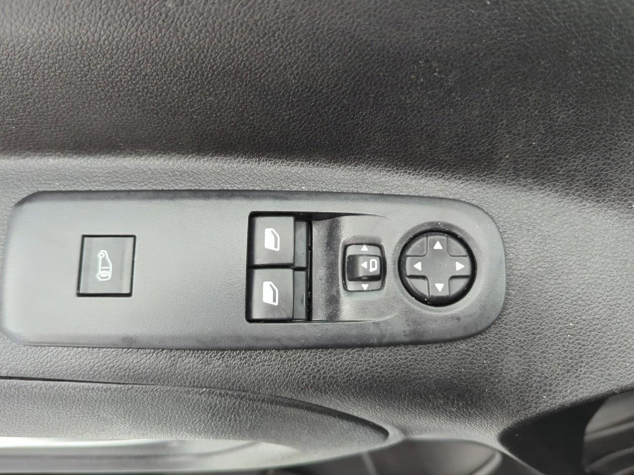 Peugeot Partner fourgon m 650 kg bluehdi 100 s&s bvm6 — photo 22