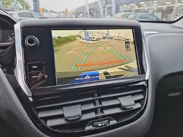 Peugeot 2008 puretech 110ch s&amp;s bvm6 — photo 15