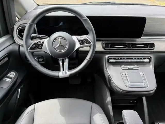 Mercedes Classe V 300 long 204ch 7 places 90kwh — photo 21
