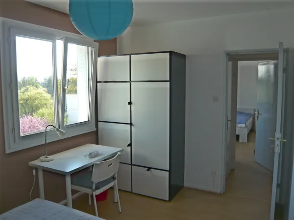 Loue chambre 15m² appartement