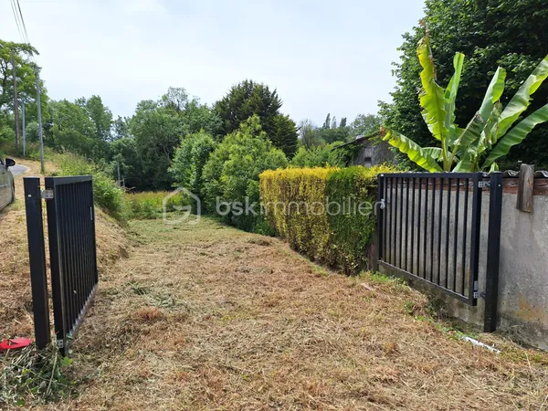 Terrain 661 m²