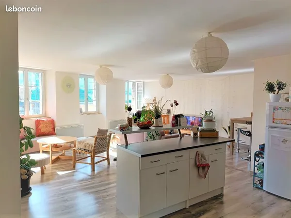Appartement Location Arbois 3p 99m² 750€