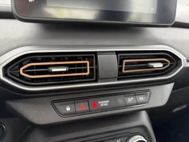 Dacia Sandero 1.0 eco-g 100ch stepway extreme + -24 — photo 12