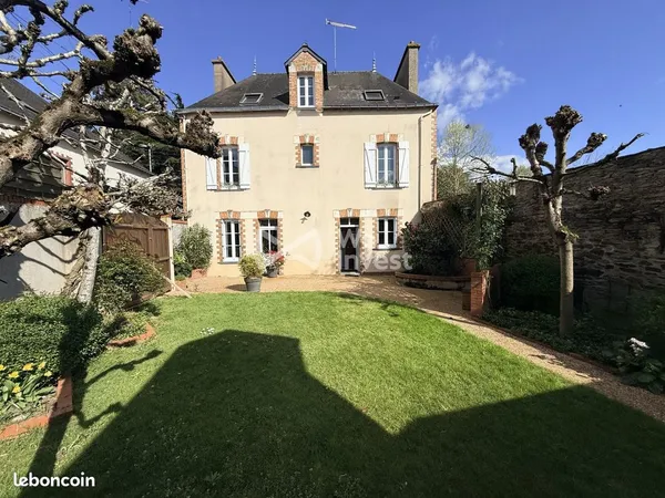 Propriété 9 pièces 205 m²