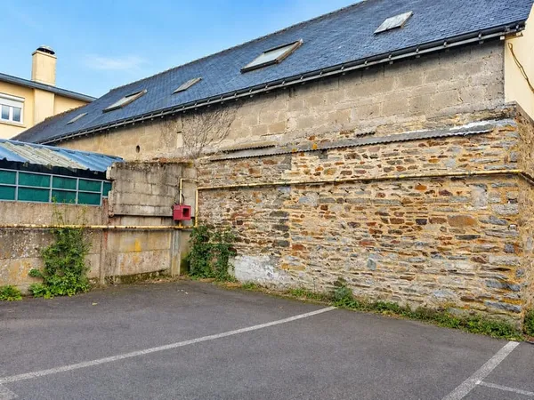 Bâtiment pour stockage