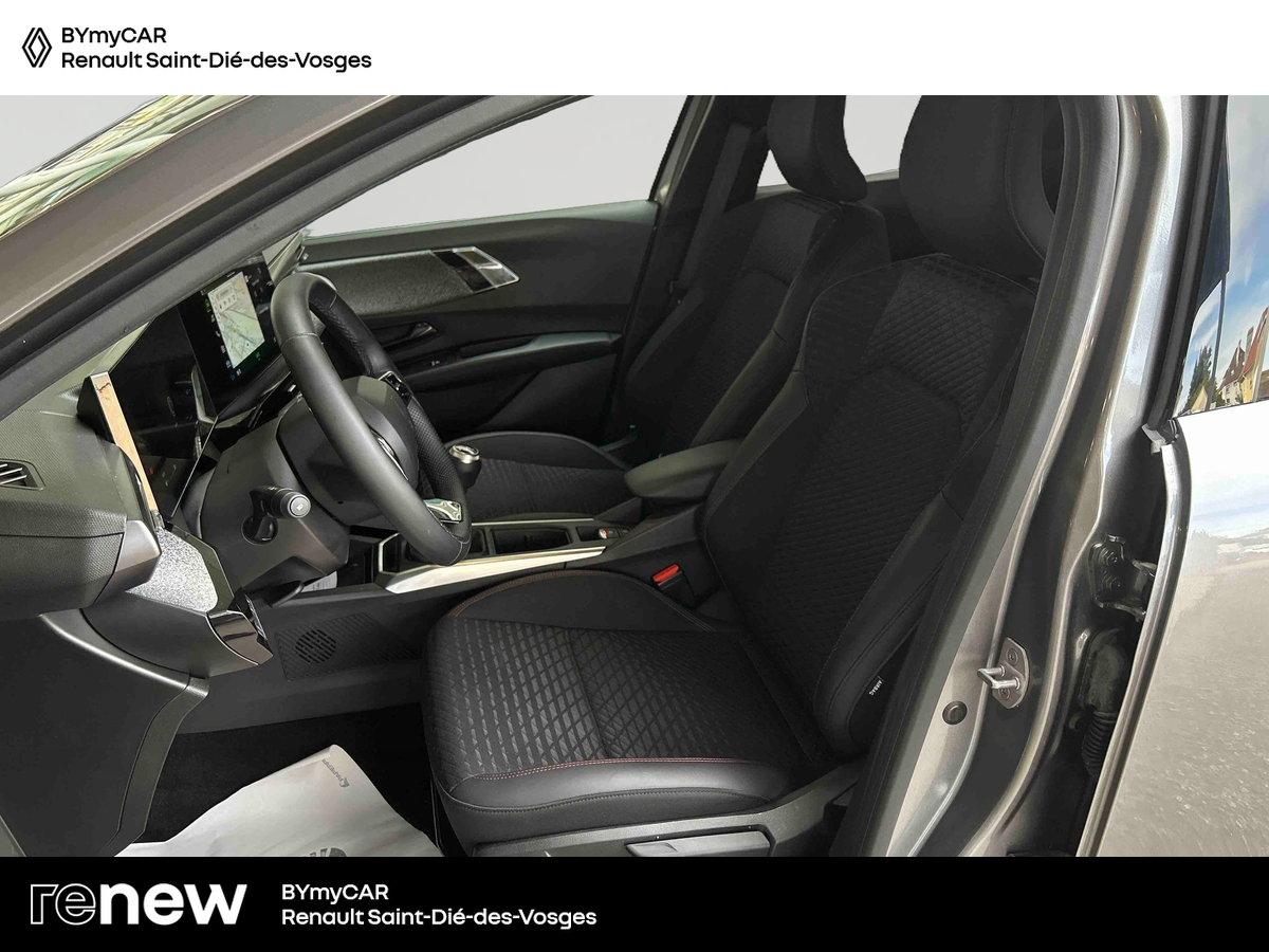 Renault Clio TCe 115 ch — photo 11