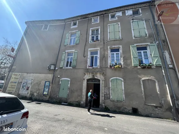 Immeuble de rapport 297 m²