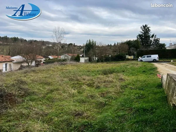 Terrain 600 m² Champcevinel