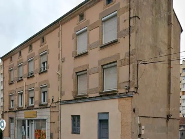 Immeuble de rapport 16 pièces 140 m²