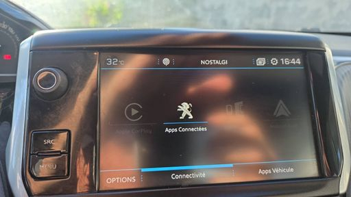 Peugeot 2008 1.2 PureTech 130 - Allure – 2018 – 76560 km – Essence – Boîte Manuelle — photo 8