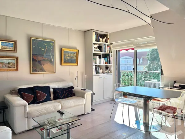 Appartement 4 pièces 82 m²