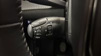Peugeot 2008 1.2 PureTech 130ch S&S Allure — photo 25