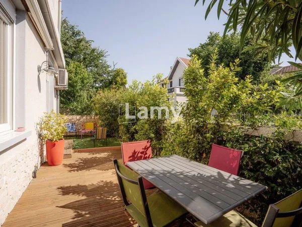 Maison 5 pièces 136 m²