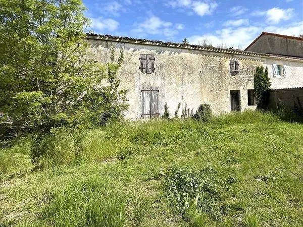 Ruine 2 pièces