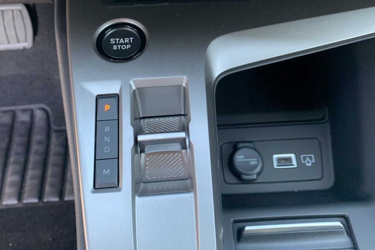 Peugeot 308 — photo 16